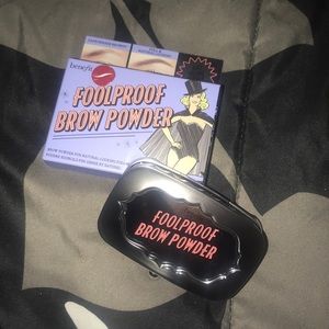 BENEFIT Fool proof brow powder
